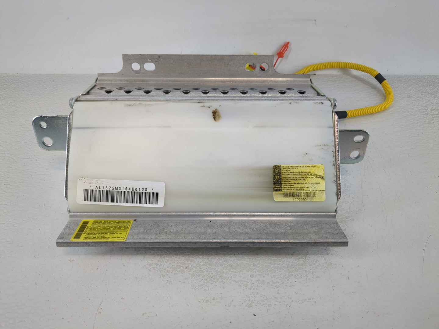 2002-2005 Cadillac Deville Air Bag Passenger Right Dashboard OEM Fits Fits 2002 2003 2004 2005 OEM Used Auto Parts - Oemused