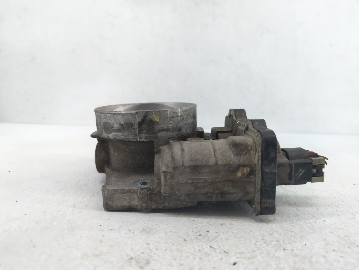 2003-2006 Cadillac Escalade Esv Throttle Body P/N:144272 1257080 Fits Fits 2003 2004 2005 2006 2007 OEM Used Auto Parts - Oe