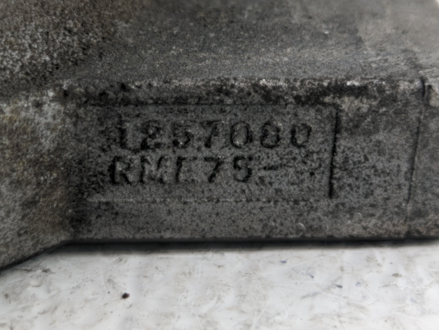 2003-2006 Cadillac Escalade Esv Throttle Body P/N:144272 1257080 Fits Fits 2003 2004 2005 2006 2007 OEM Used Auto Parts - Oe