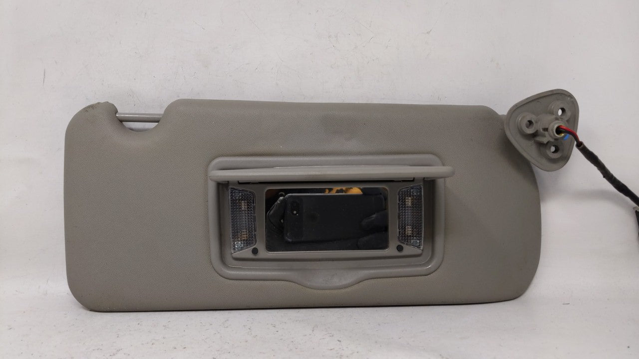 2004-2009 Cadillac Srx Sun Visor Shade Replacement Passenger Right Mirror Fits Fits 2004 2005 2006 2007 2008 2009 OEM Used A