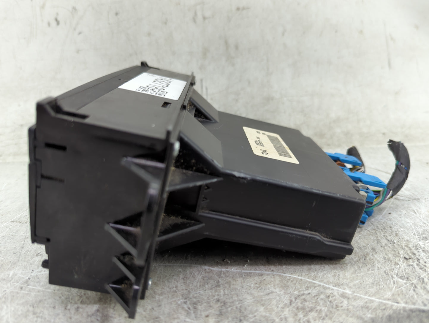 2005 Cadillac Sts Climate Control Module Temperature AC/Heater Replacement P/N:15227264 MX237C00-1416 Fits OEM Used Auto Par