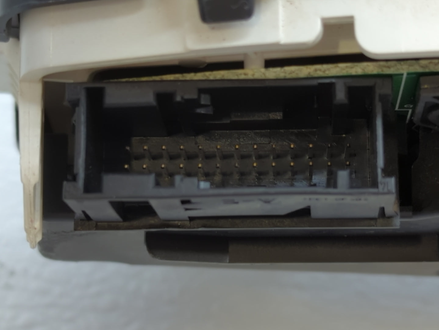 2005 Cadillac Sts Instrument Cluster Speedometer Gauges P/N:10374591 10382309 Fits OEM Used Auto Parts - Oemusedautoparts1.c