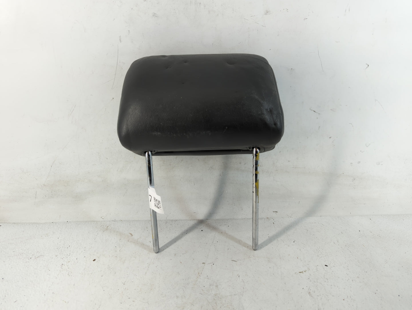 2005-2011 Cadillac Sts Headrest Head Rest Rear Seat Fits Fits 2005 2006 2007 2008 2009 2010 2011 OEM Used Auto Parts - Oemus