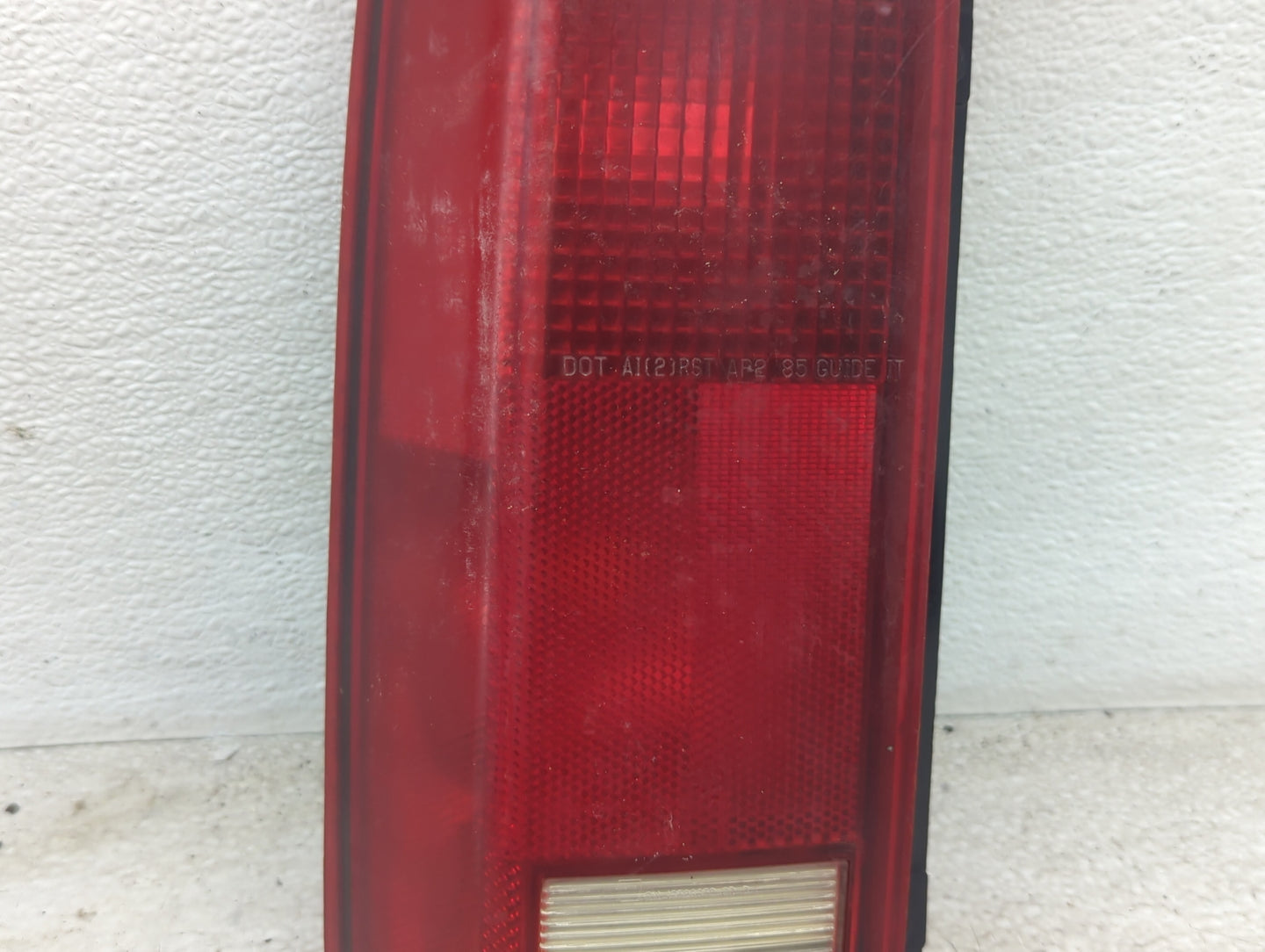 1985-2005 Chevrolet Astro Tail Light Assembly Passenger Right OEM P/N:16502447 Fits OEM Used Auto Parts - Oemusedautoparts1.