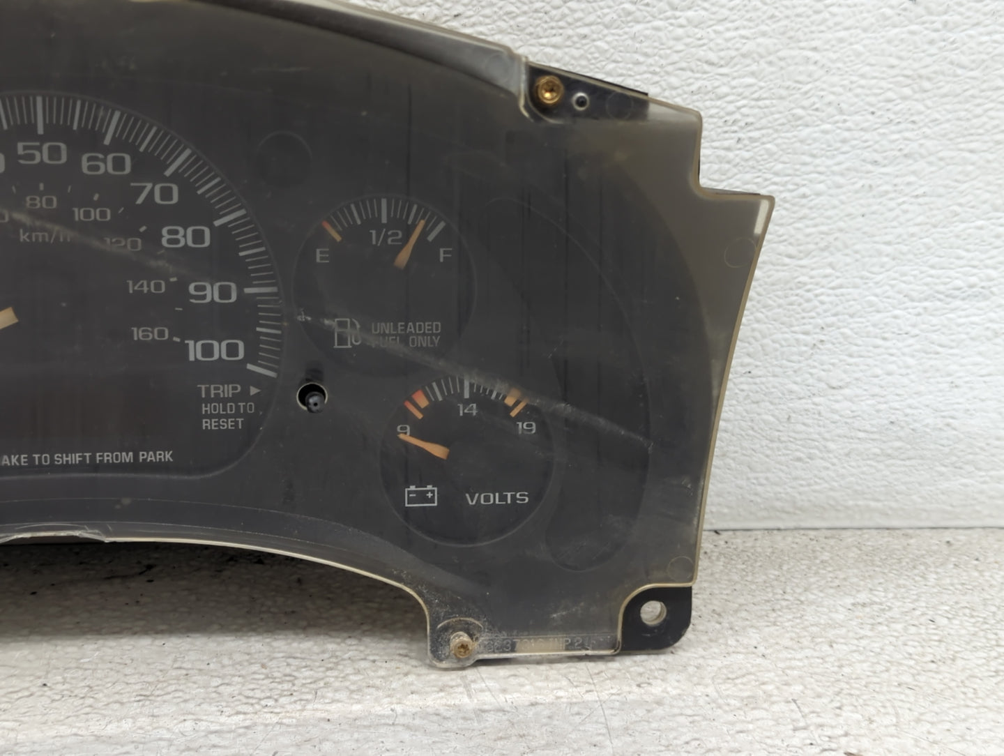 2000-2005 Chevrolet Astro Instrument Cluster Speedometer Gauges P/N:16255825 Fits Fits 2000 2001 2002 2003 2004 2005 OEM Use