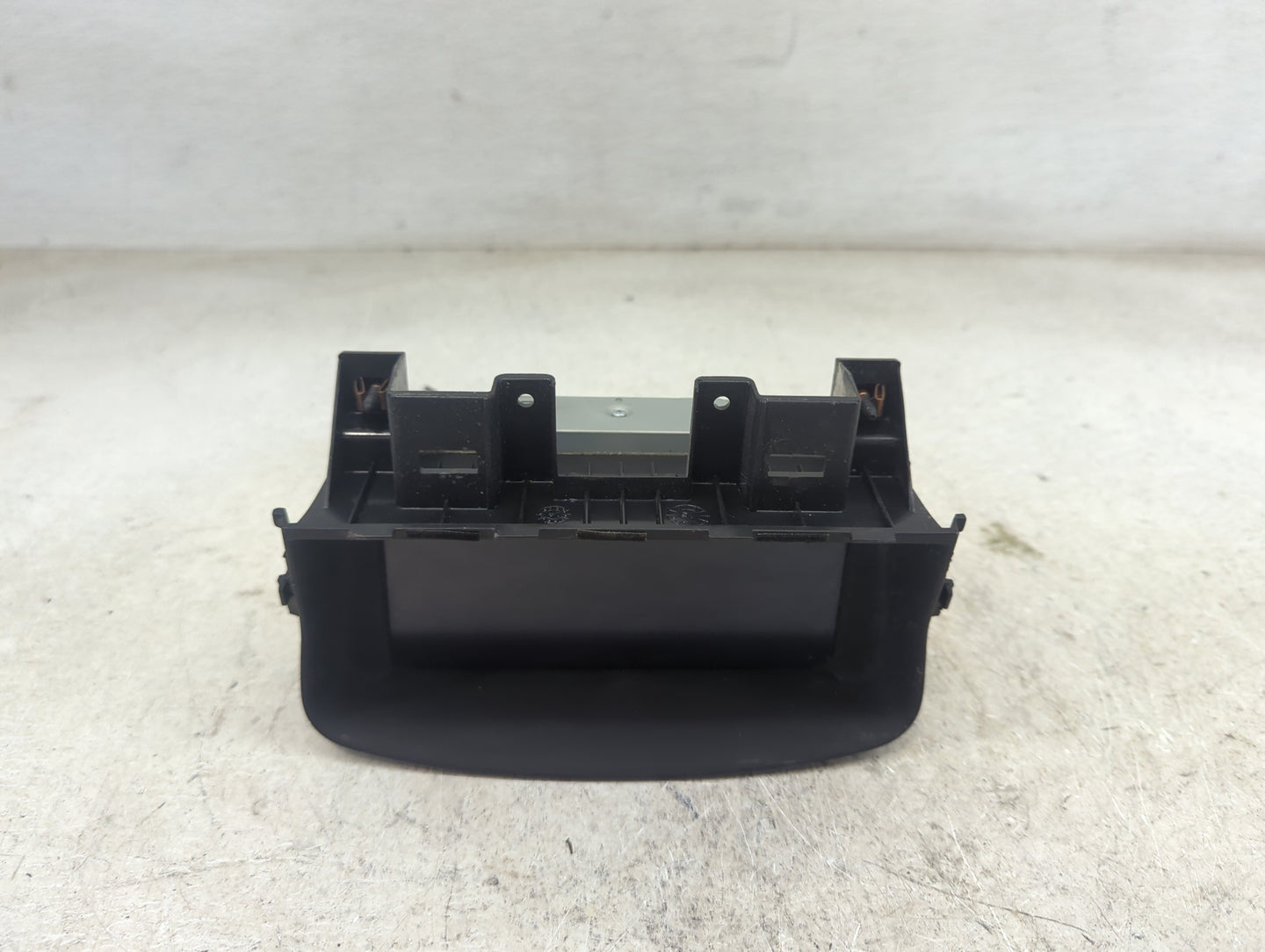 1996-2005 Chevrolet Astro Radio Speaker Amplifier - Oemusedautoparts1.com