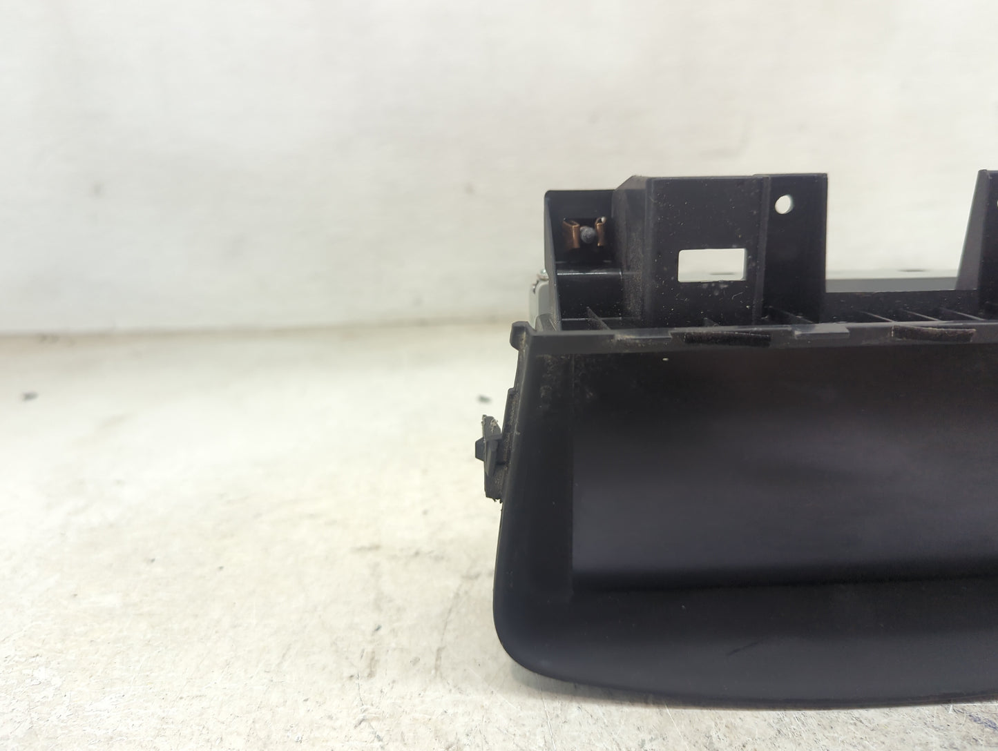 1996-2005 Chevrolet Astro Radio Speaker Amplifier - Oemusedautoparts1.com
