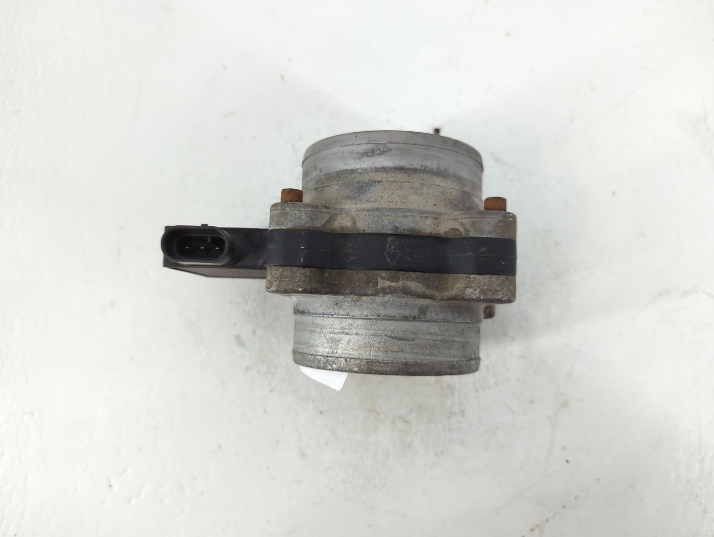 2001-2005 Chevrolet Astro Throttle Body P/N:95040 8316 1 Fits Fits 2001 2002 2003 2004 2005 2006 2007 OEM Used Auto Parts - 