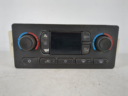 2005-2006 Chevrolet Avalanche Climate Control Module Temperature AC/Heater Replacement Fits Fits 2005 2006 2007 OEM Used Aut