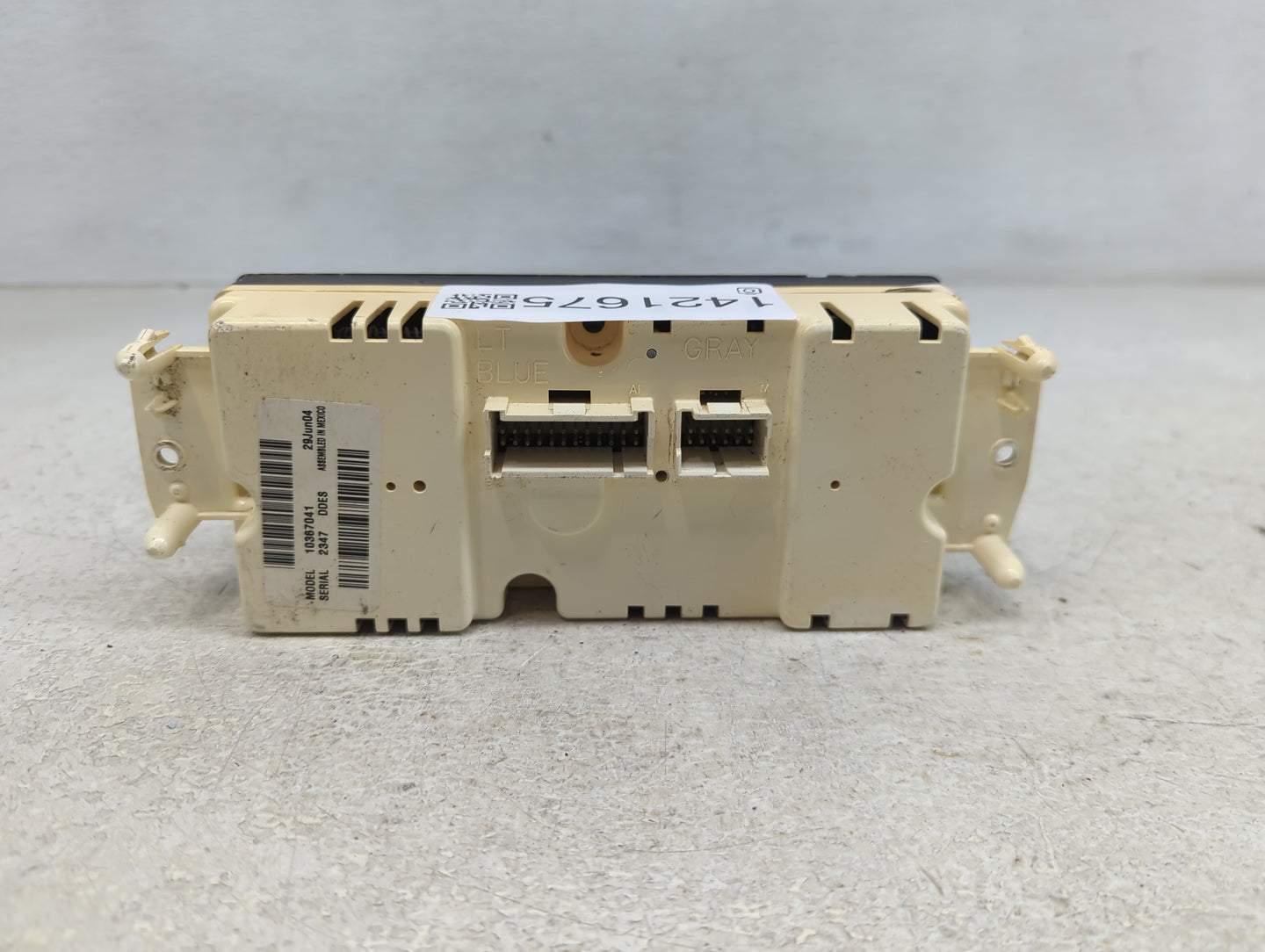 2005-2006 Chevrolet Avalanche Climate Control Module Temperature AC/Heater Replacement P/N:10367041 Fits Fits 2005 2006 2007