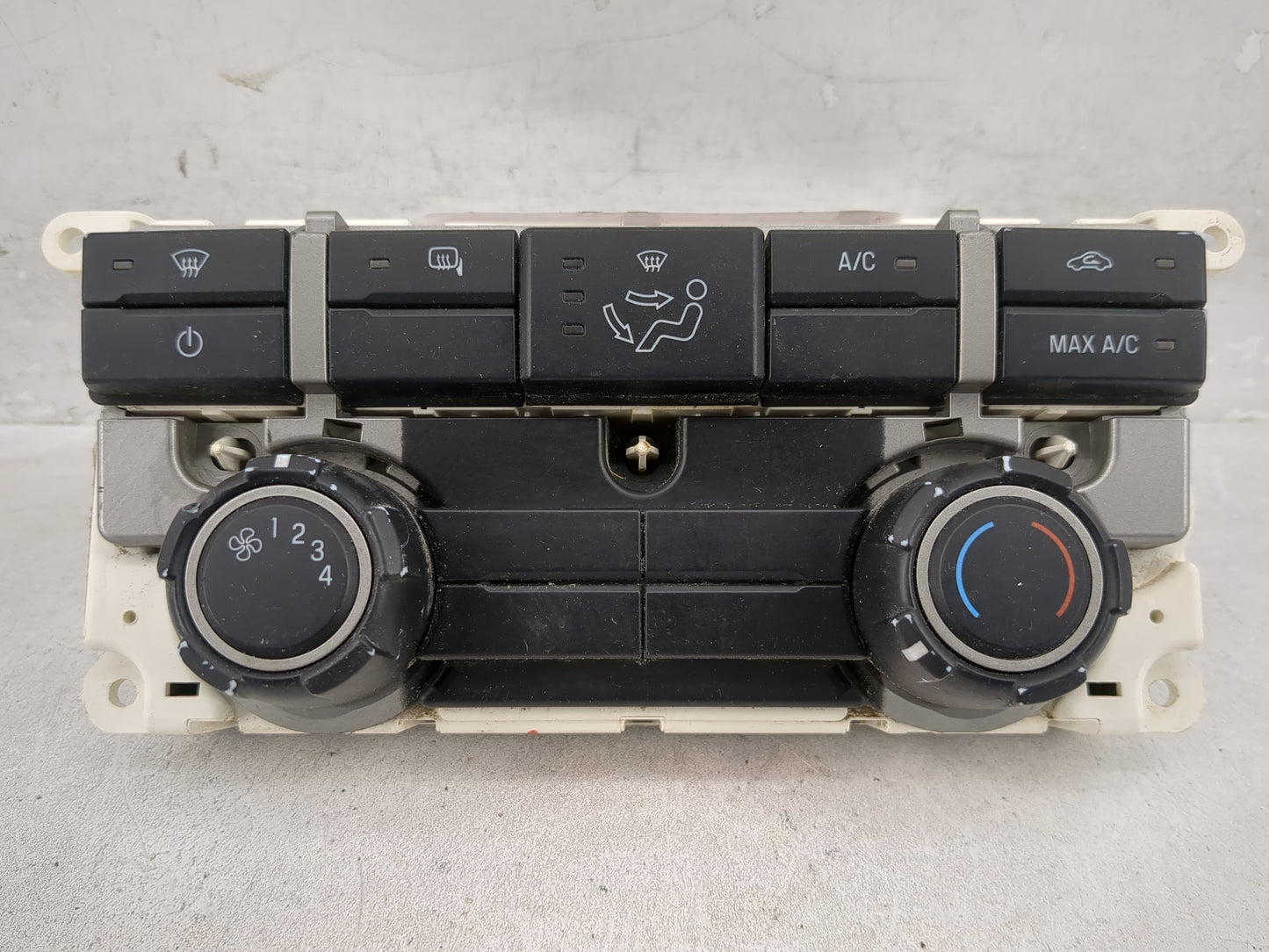 2005-2006 Chevrolet Avalanche Climate Control Module Temperature AC/Heater Replacement P/N:AL34-19980-BG 90151-393/0004 Fits