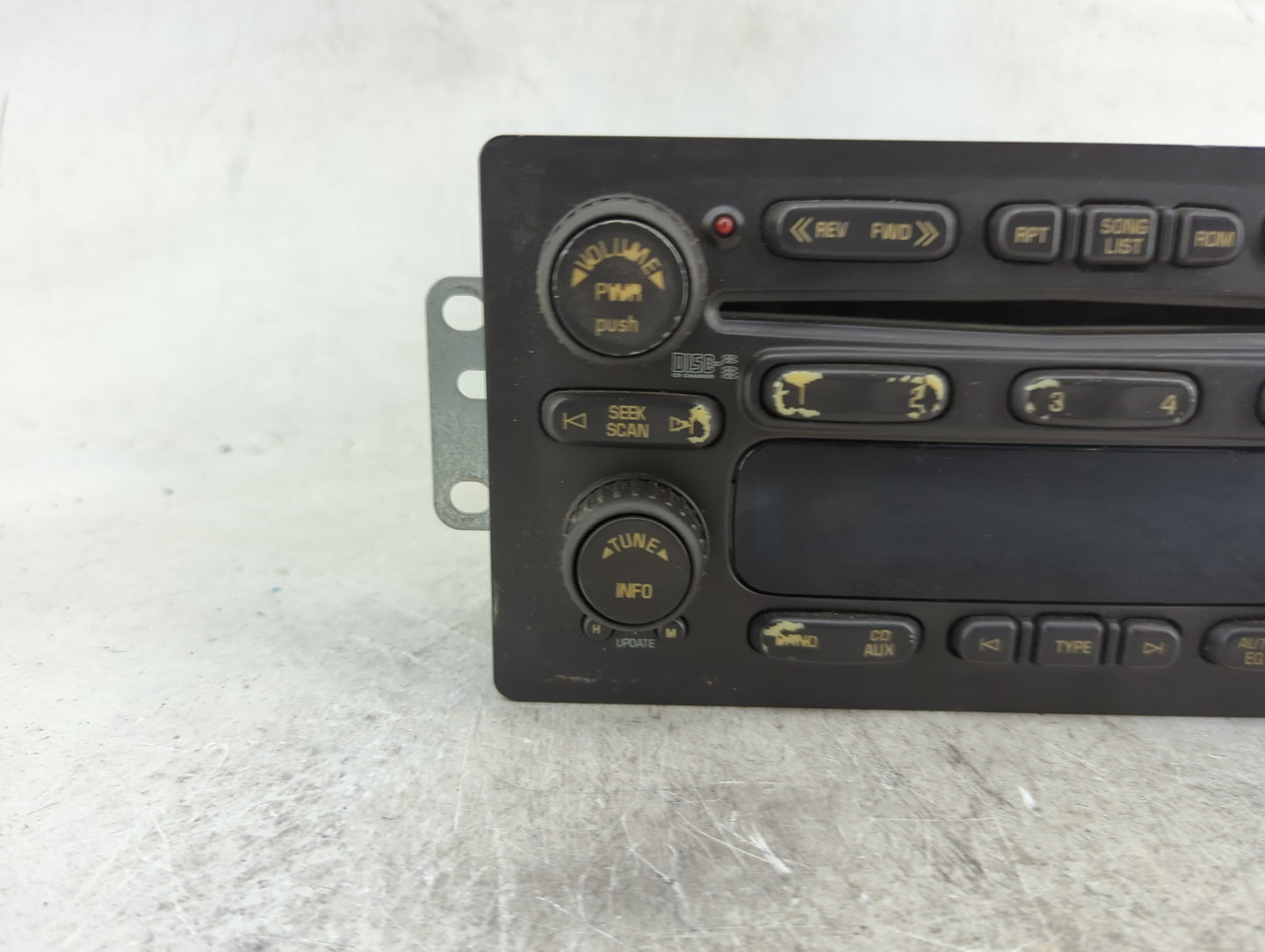 Chevrolet Avalanche Radio Cd Changer 10359577|21003405 - Oemusedautoparts1.com