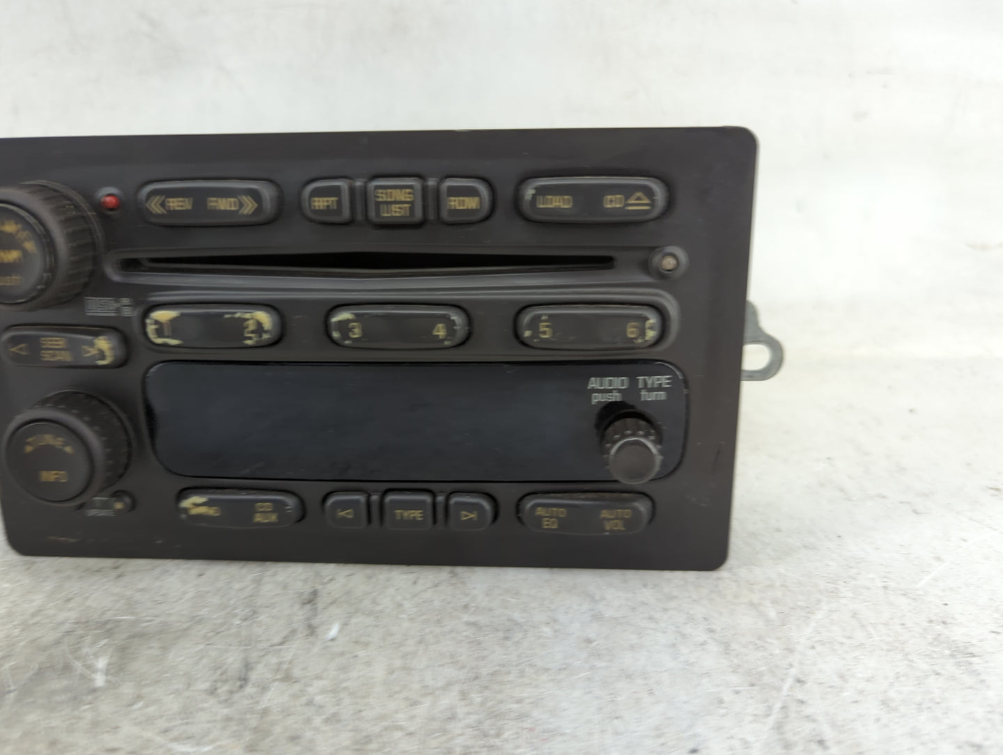 Chevrolet Avalanche Radio Cd Changer 10359577|21003405 - Oemusedautoparts1.com