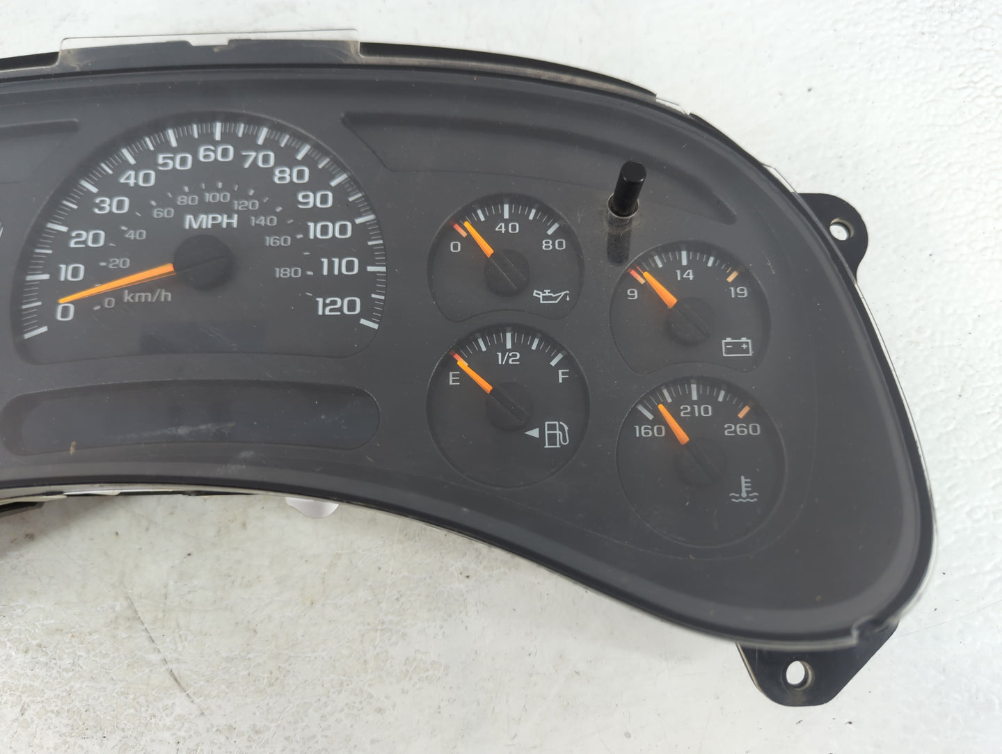 2005 Chevrolet Avalanche Instrument Cluster Speedometer Gauges Fits OEM Used Auto Parts - Oemusedautoparts1.com