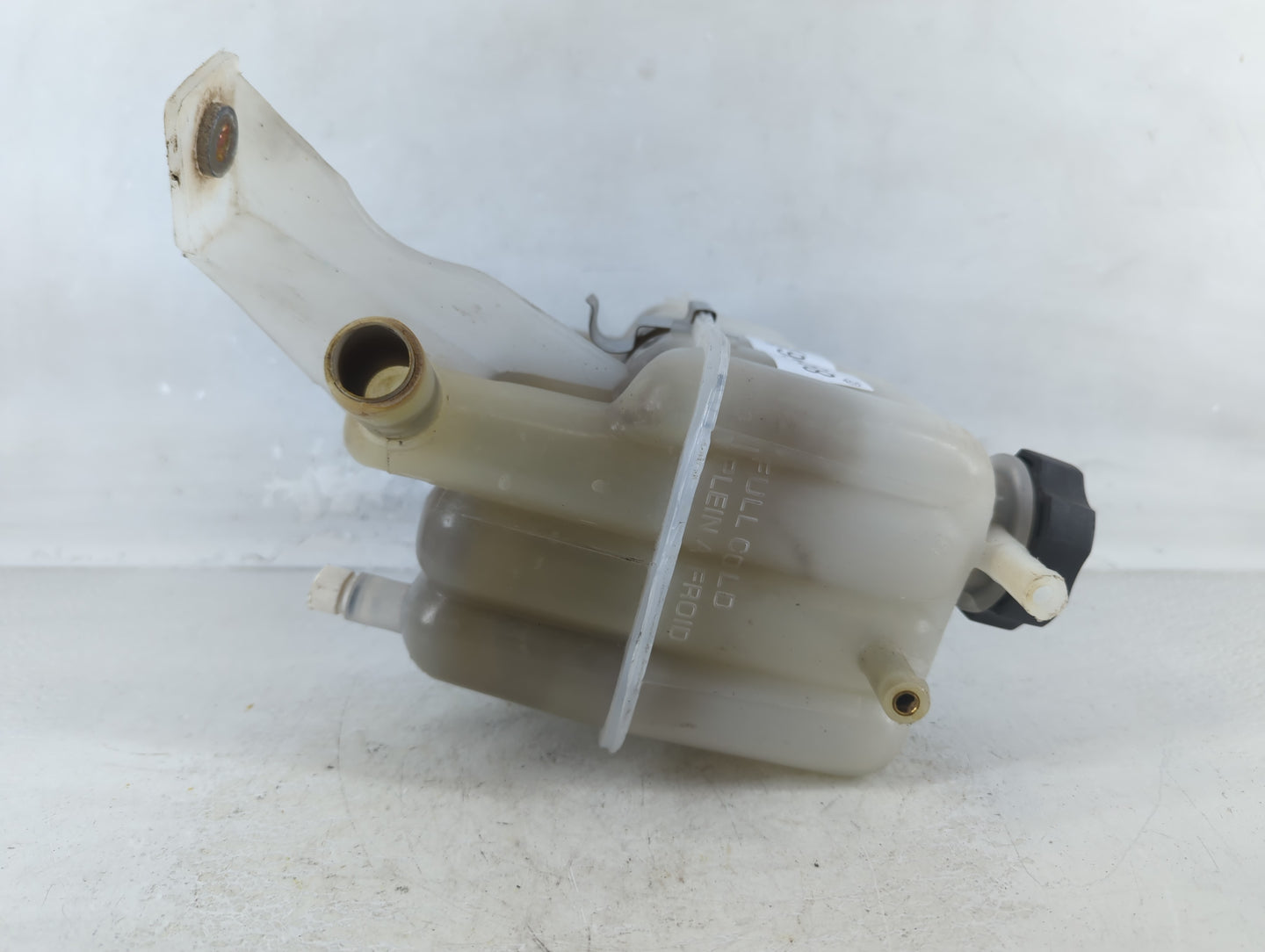 Chevrolet Avalanche Radiator Coolant Overflow Expansion Tank Bottle - Oemusedautoparts1.com
