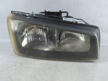 2005 Chevrolet Avalanche Passenger Right Oem Front Light Lamp - Oemusedautoparts1.com
