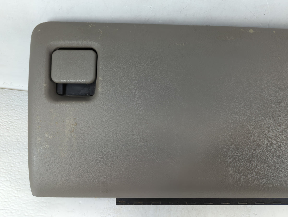 2005 Chevrolet Avalanche Passenger Glove Box Door Storage Compartment 891286 - Oemusedautoparts1.com