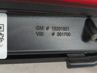 2005 Chevrolet Avalanche Third Brake Light Tail Light Fits OEM Used Auto Parts - Oemusedautoparts1.com