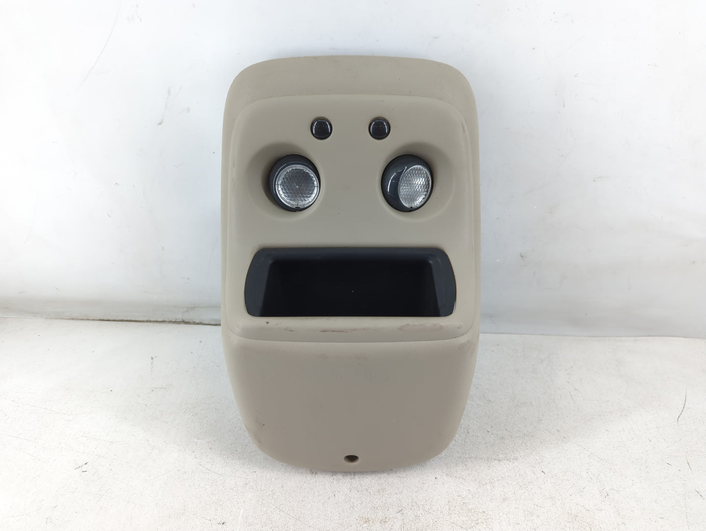 Chevrolet Avalanche Overhead Roof Console Interior Dome Light - Oemusedautoparts1.com