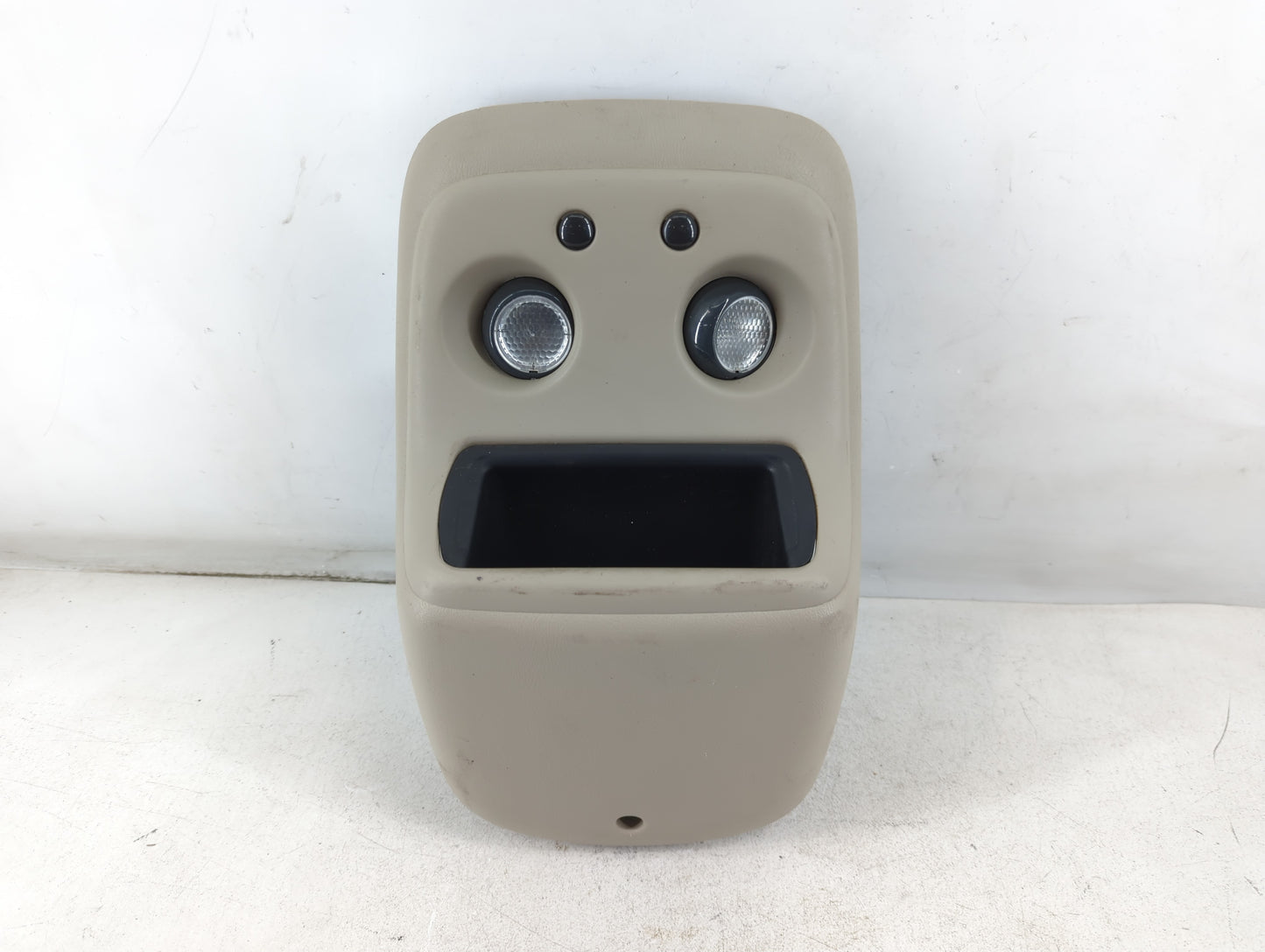 Chevrolet Avalanche Overhead Roof Console Interior Dome Light - Oemusedautoparts1.com