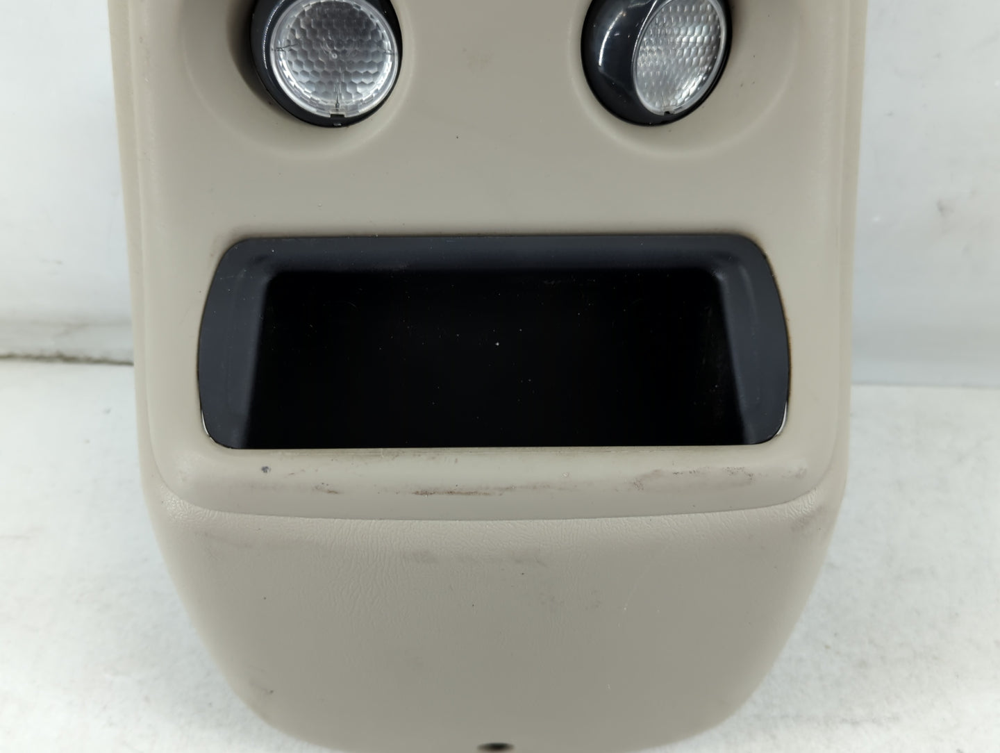 Chevrolet Avalanche Overhead Roof Console Interior Dome Light - Oemusedautoparts1.com
