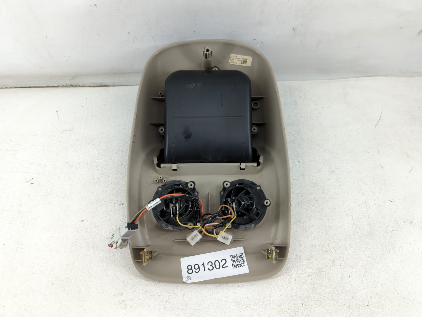 Chevrolet Avalanche Overhead Roof Console Interior Dome Light - Oemusedautoparts1.com