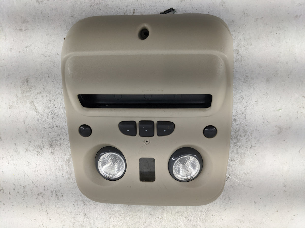 2003 Chevrolet Avalanche 1500 Overhead Roof Console Interior Dome Light - Oemusedautoparts1.com