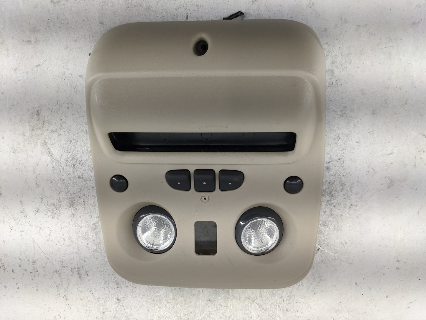 2003 Chevrolet Avalanche 1500 Overhead Roof Console Interior Dome Light - Oemusedautoparts1.com