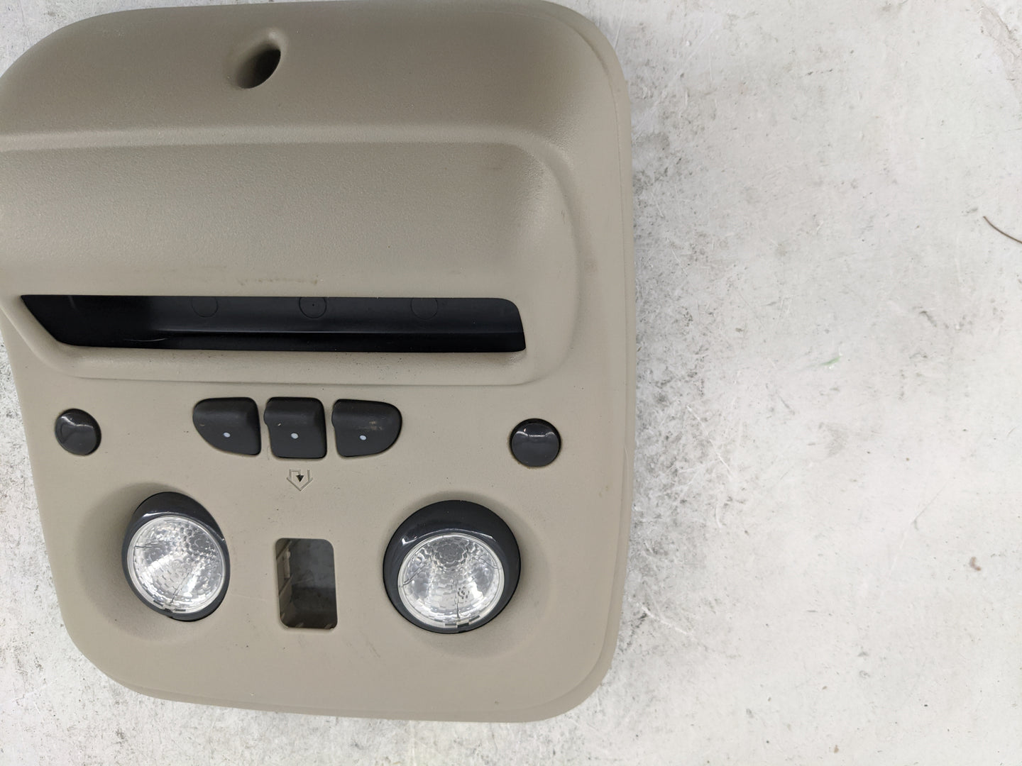2003 Chevrolet Avalanche 1500 Overhead Roof Console Interior Dome Light - Oemusedautoparts1.com