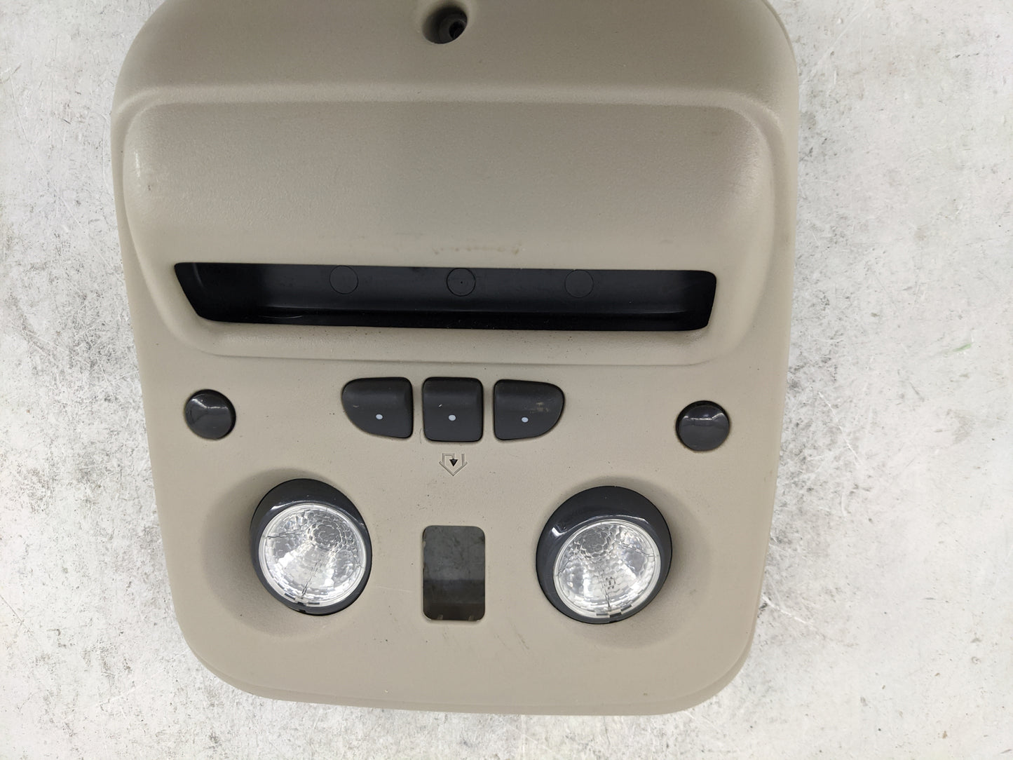 2003 Chevrolet Avalanche 1500 Overhead Roof Console Interior Dome Light - Oemusedautoparts1.com