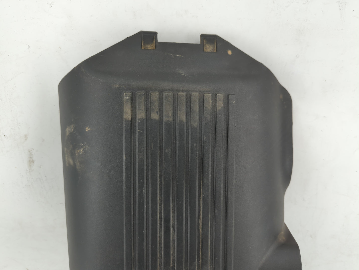 2005 Chevrolet Avalanche 1500 Engine Cover - Oemusedautoparts1.com