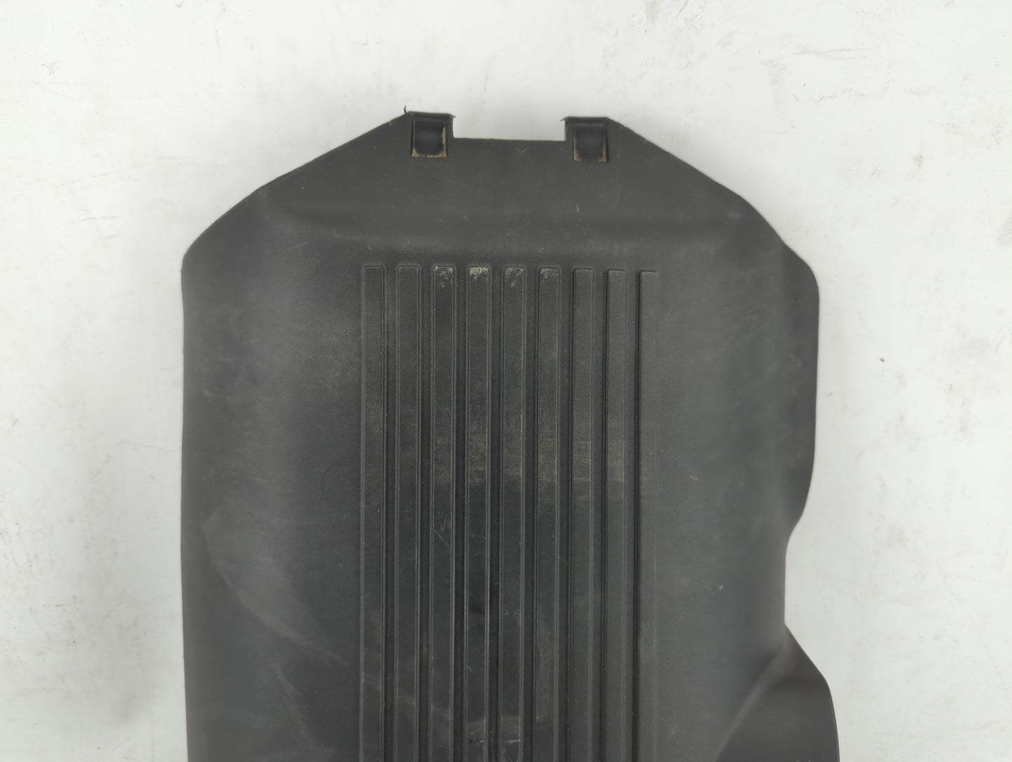 2005 Chevrolet Avalanche 1500 Engine Cover - Oemusedautoparts1.com