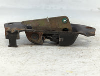 2005 Chevrolet Avalanche 1500 TailGate Latch - Oemusedautoparts1.com