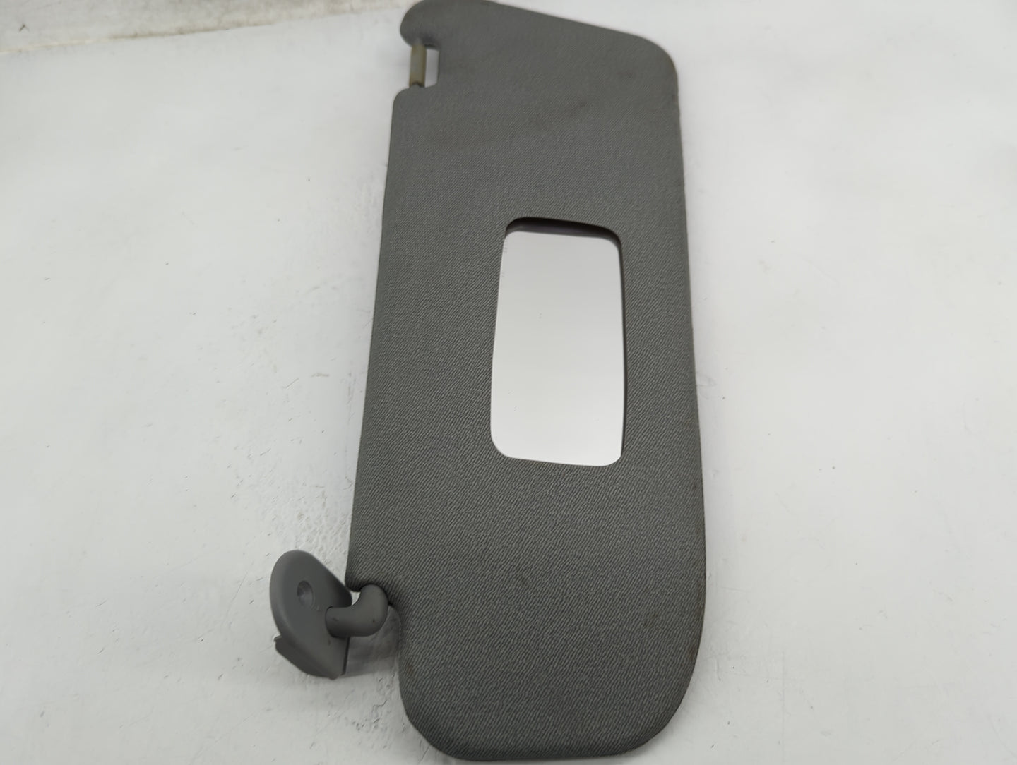 2004-2011 Chevrolet Aveo Sun Visor Shade Replacement Driver Left Mirror Fits Fits 2004 2005 2006 2007 2008 2009 2010 2011 OE