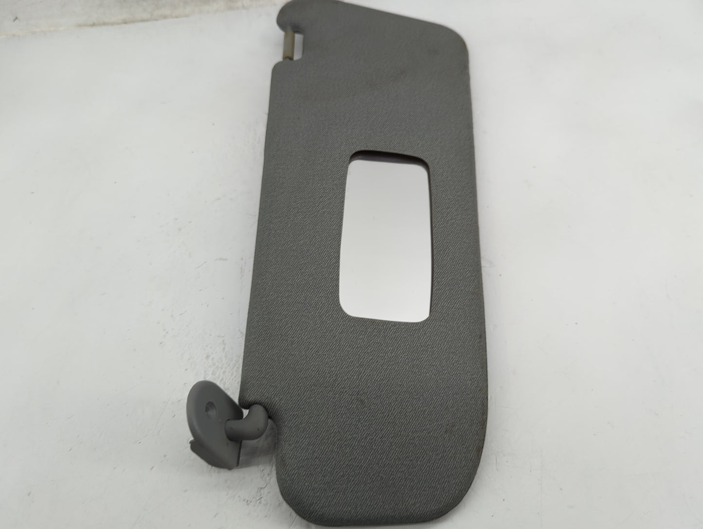 2004-2011 Chevrolet Aveo Sun Visor Shade Replacement Driver Left Mirror Fits Fits 2004 2005 2006 2007 2008 2009 2010 2011 OE