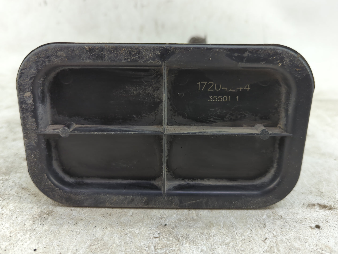 2005 Chevrolet Aveo Fuel Vapor Charcoal Canister - Oemusedautoparts1.com