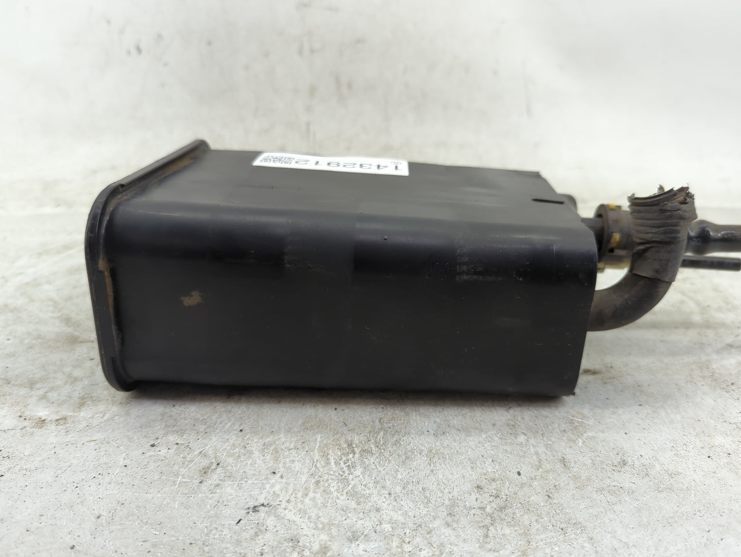 2005 Chevrolet Aveo Fuel Vapor Charcoal Canister - Oemusedautoparts1.com