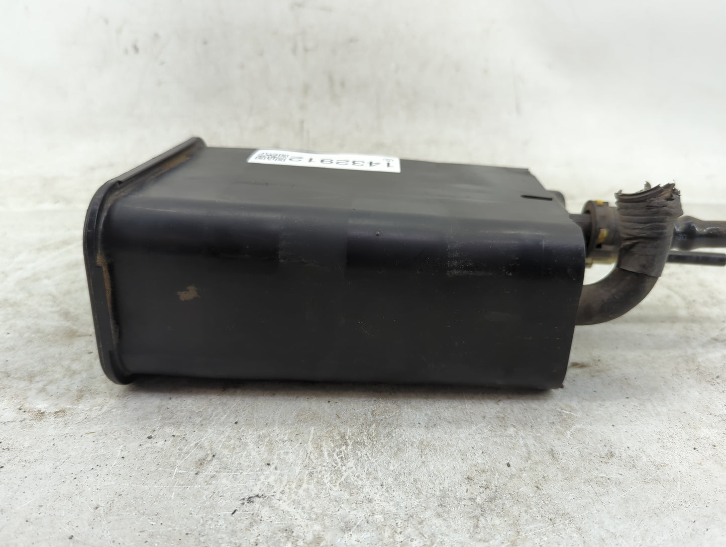 2005 Chevrolet Aveo Fuel Vapor Charcoal Canister - Oemusedautoparts1.com