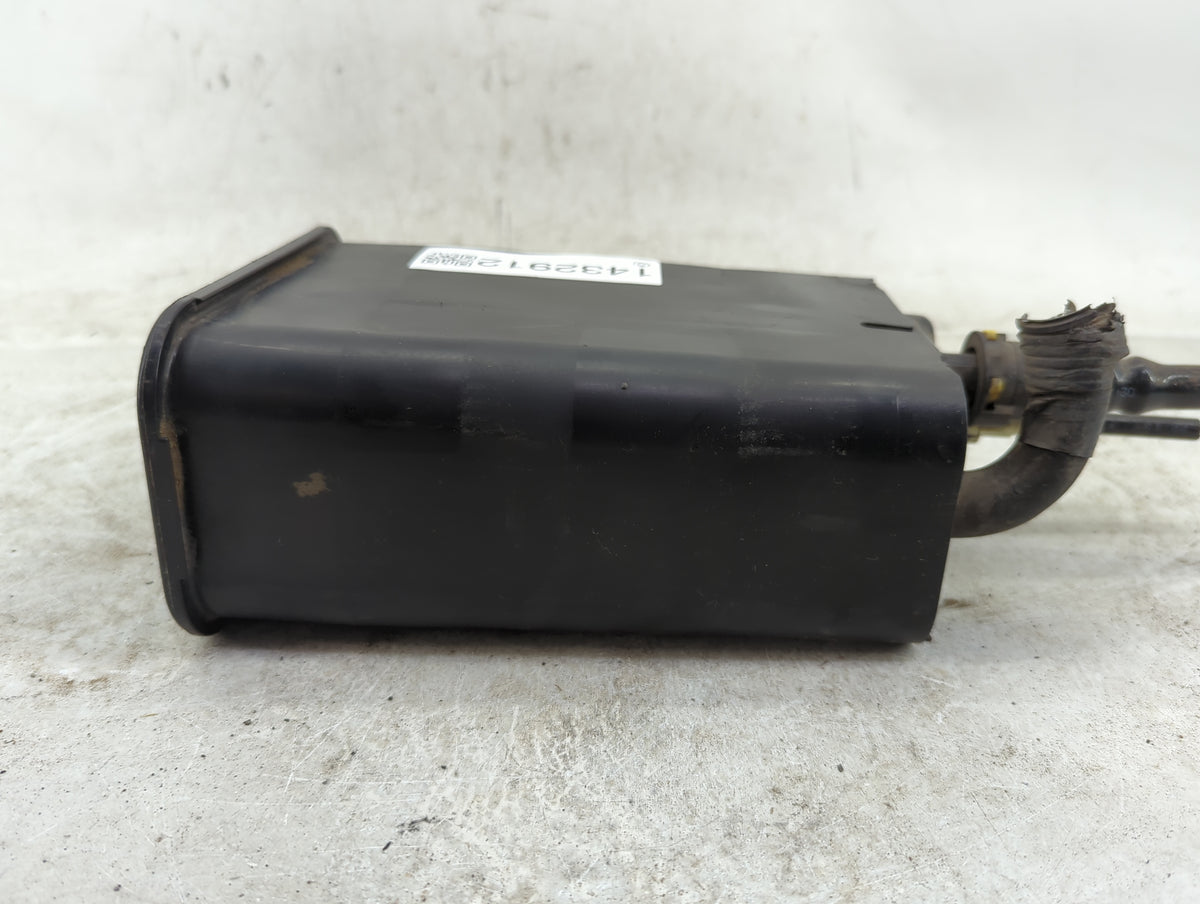2005 Chevrolet Aveo Fuel Vapor Charcoal Canister - Oemusedautoparts1.com