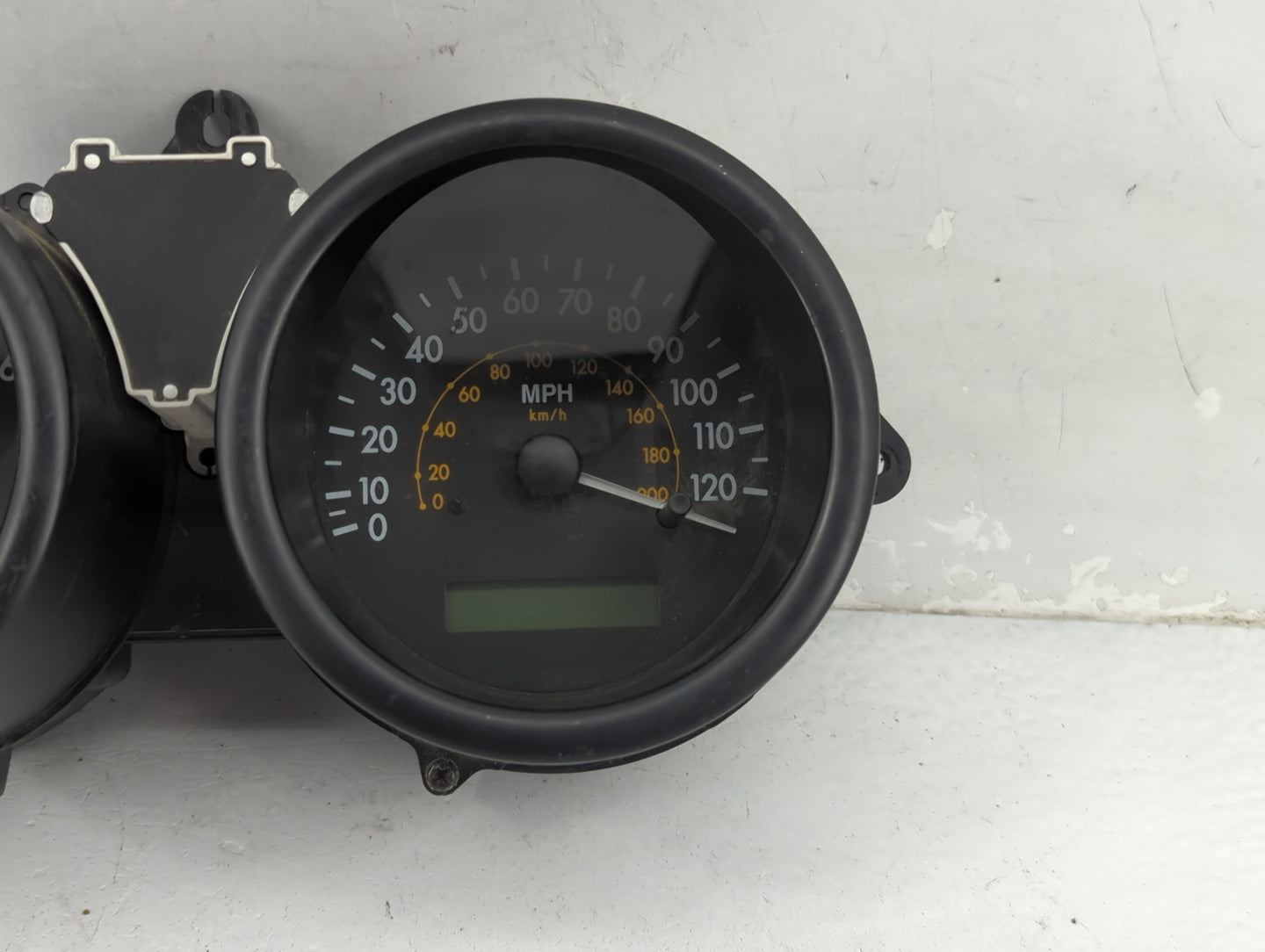 2005 Chevrolet Aveo Instrument Cluster Speedometer Gauges P/N:96419493 TL41230539 Fits Fits 2006 OEM Used Auto Parts - Oemus