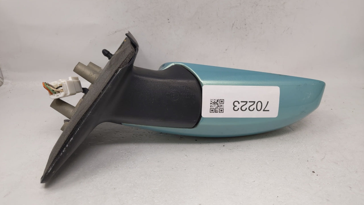 2005-2006 Chevrolet Aveo Passenger Side View Mirror - Right Door Mirror OEM Used - Oemusedautoparts1.com