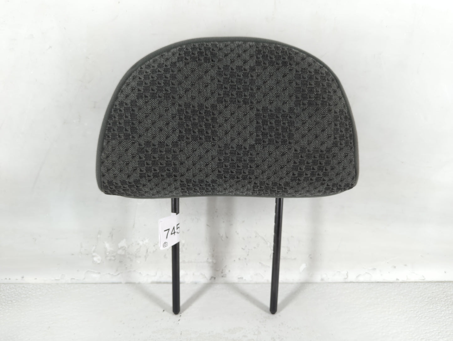 2004-2006 Chevrolet Aveo Headrest Head Rest Front Driver Passenger Seat Fits Fits 2004 2005 2006 OEM Used Auto Parts - Oemus