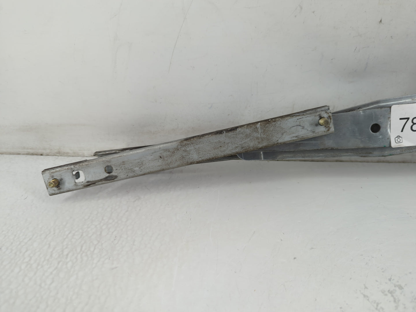 2004-2011 Chevrolet Aveo Window Regulator Passenger Front - Oemusedautoparts1.com