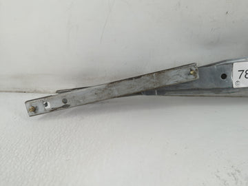 2004-2011 Chevrolet Aveo Used Window Regulator Passenger Front