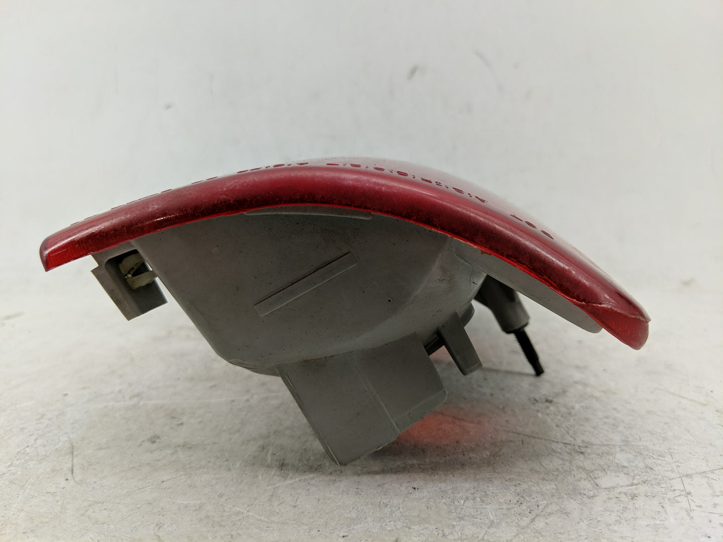 1995-2005 Chevrolet Blazer Tail Light Assembly Driver Left OEM Fits Fits 1995 1996 1997 1998 1999 2000 2001 2002 2003 2004 2