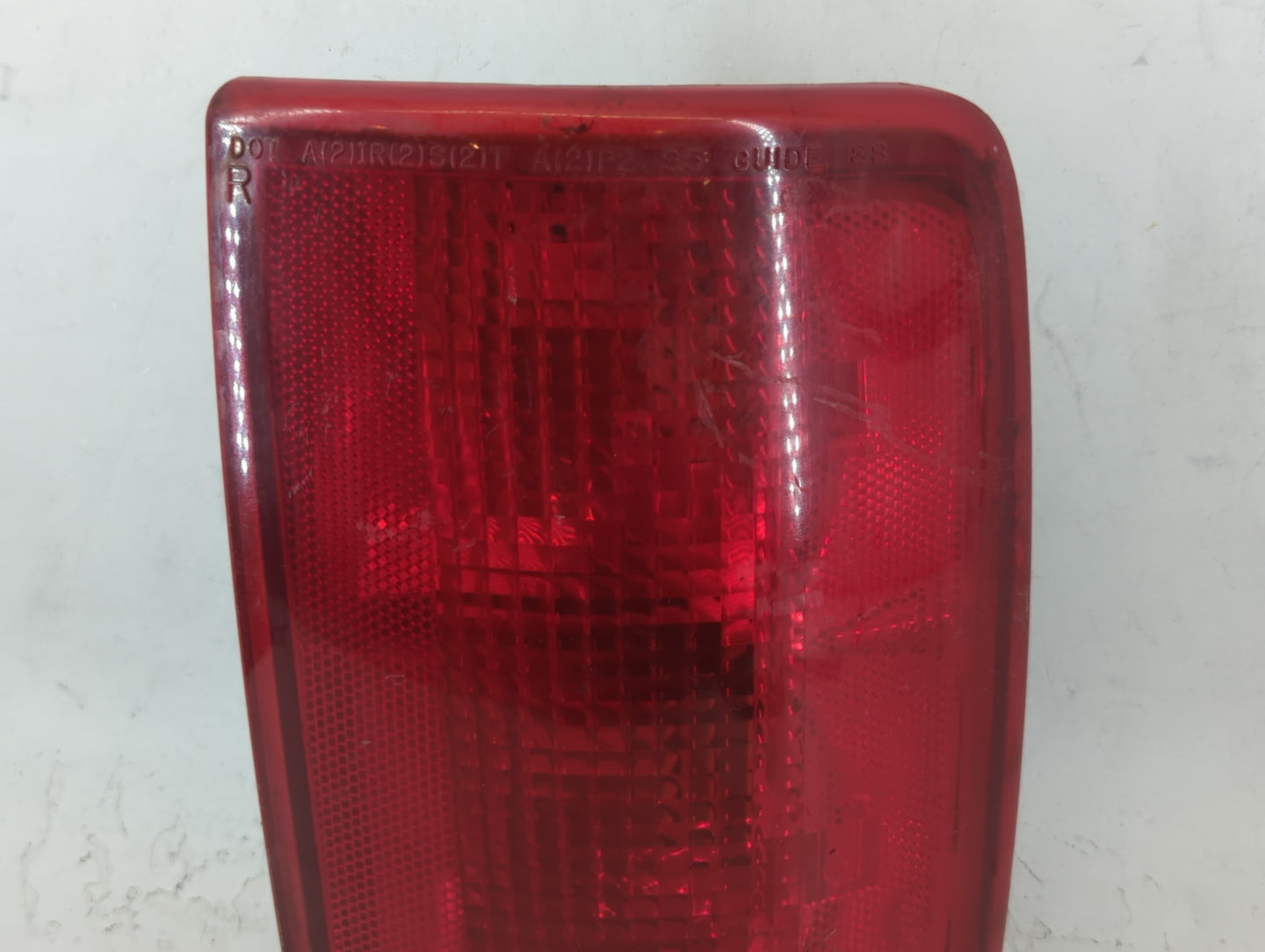 1995-2005 Chevrolet Blazer Tail Light Assembly Passenger Right OEM P/N:16518500A Fits OEM Used Auto Parts - Oemusedautoparts