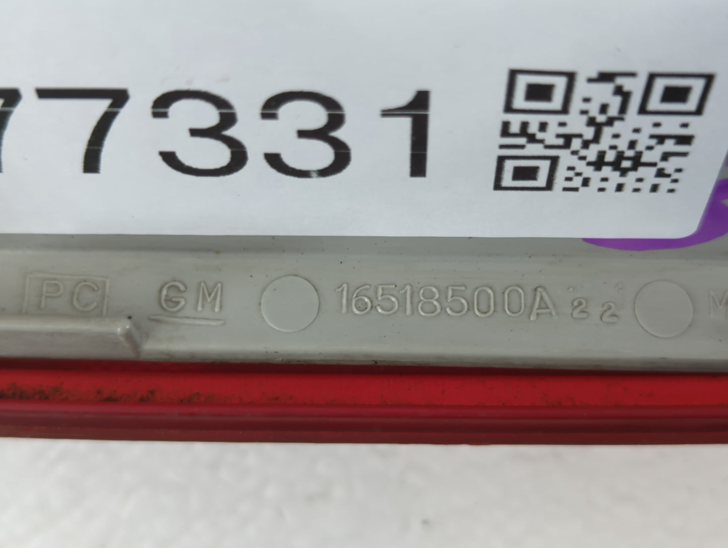 1995-2005 Chevrolet Blazer Tail Light Assembly Passenger Right OEM P/N:16518500A Fits OEM Used Auto Parts - Oemusedautoparts