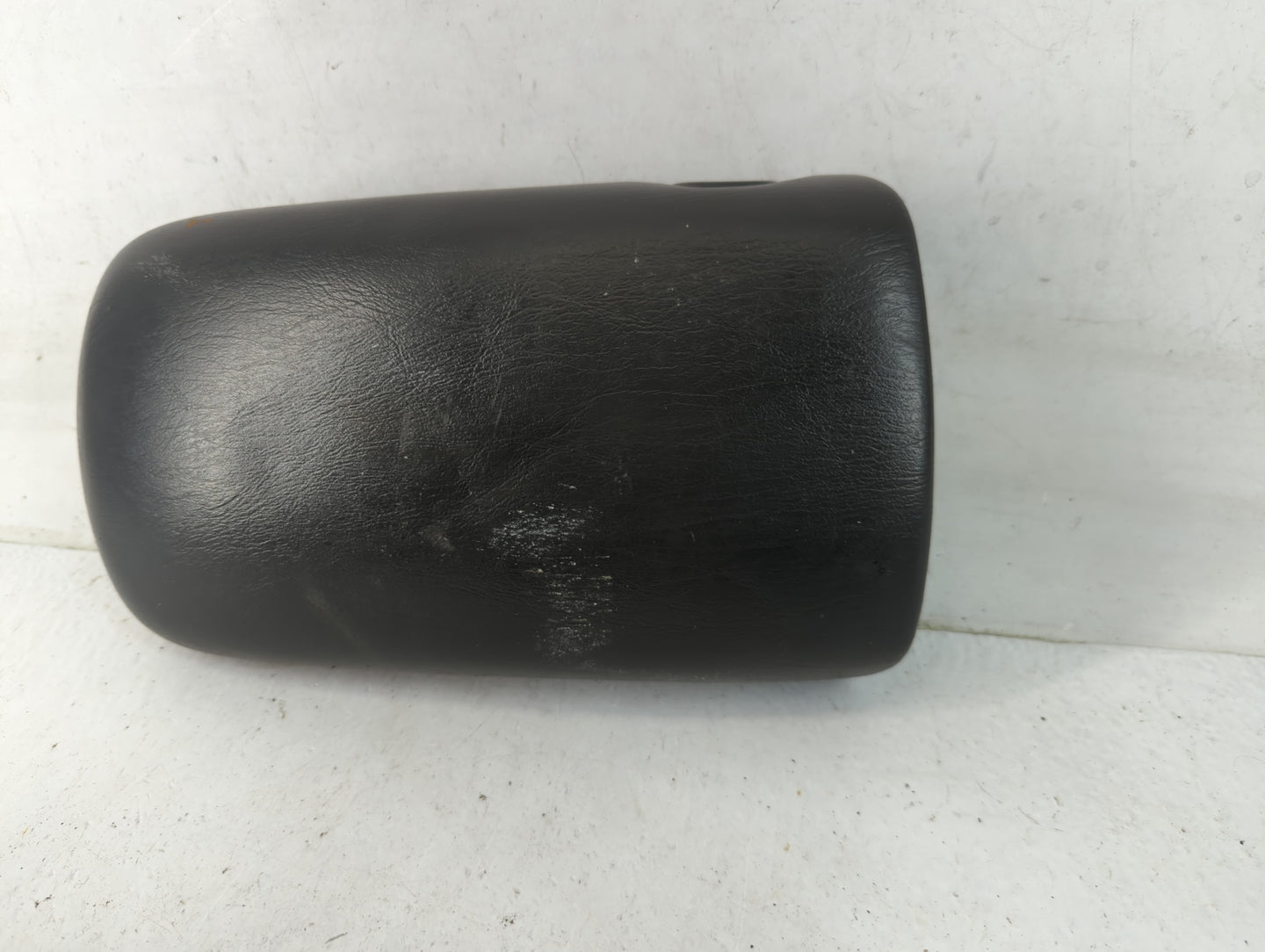 2003-2005 Chevrolet Blazer Center Console Armrest Cover Lid Fits Fits 2003 2004 2005 OEM Used Auto Parts - Oemusedautoparts1