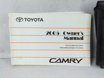 2005 Chevrolet Camaro Owners Manual Book Guide P/N:01999-33684 OEM Used Auto Parts