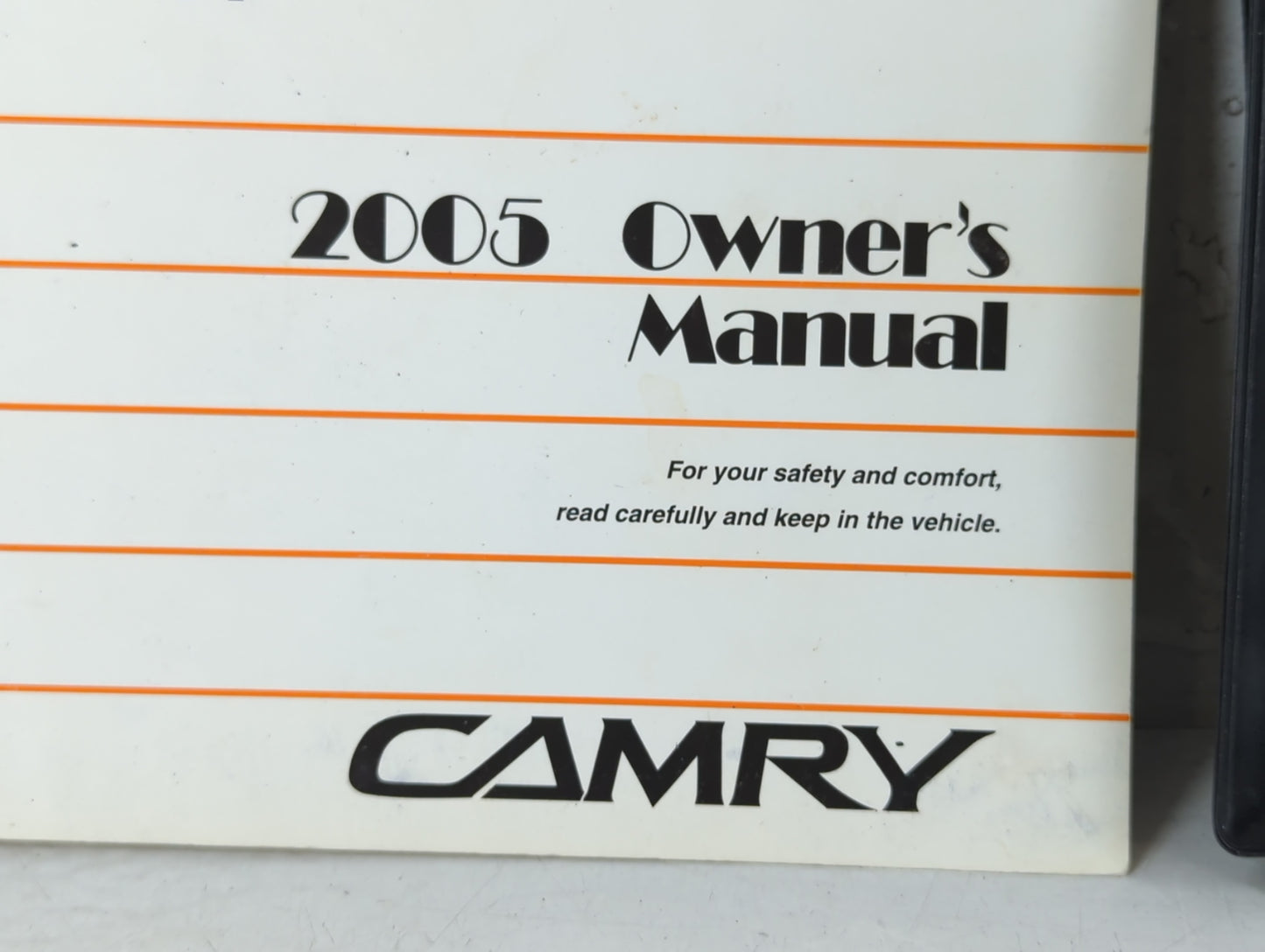 2005 Chevrolet Camaro Owners Manual Book Guide P/N:01999-33684 OEM Used Auto Parts - Oemusedautoparts1.com